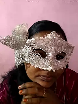 Snapshot of Tamil_queenbaby chatting on 09.29.25 Tamil queenbaby online show from 09.29.25