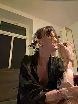 Ciara2004 online show from 11.21.25