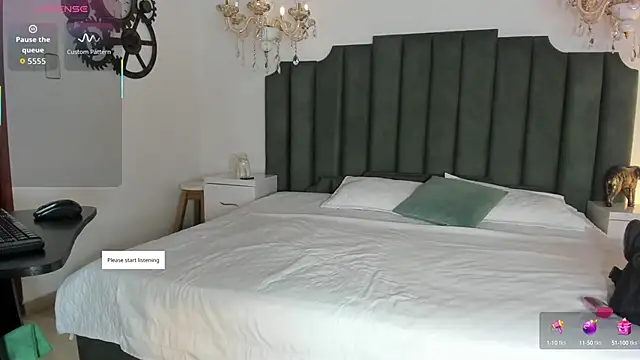 AnthonelaRusso  online show from 10.12.25