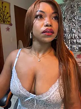 Snapshot of SaraYedid17 chatting on 02.17.26 SaraYedid17 online show from 02.17.26