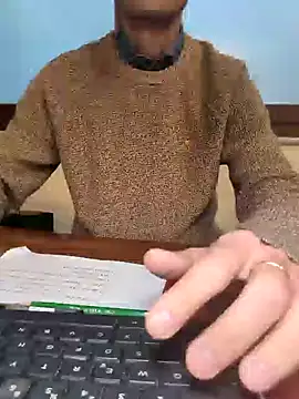 AvvocatoPorco online show from 10.20.25