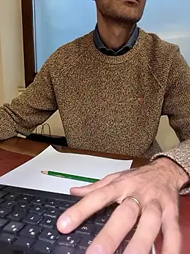 AvvocatoPorco online show from 10.21.25