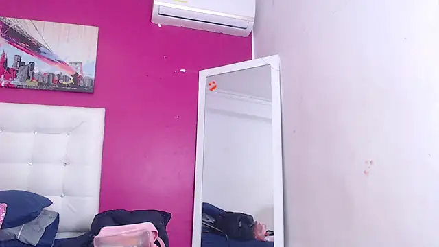 tinyy whore18 online show from 10.23.25