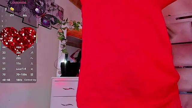 emili clark online show from 02.14.25