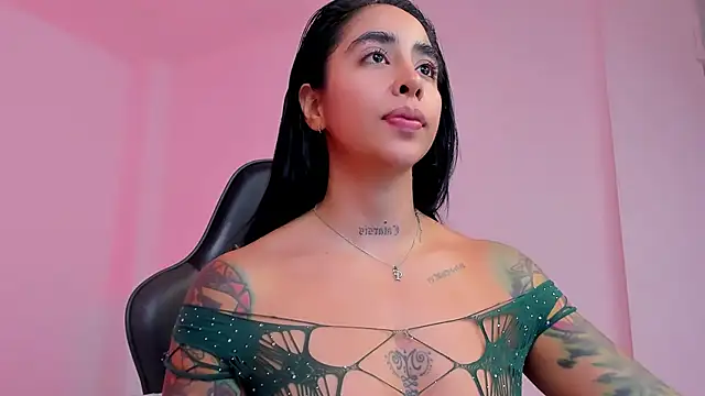 sophierooy22 online show from 11.23.25