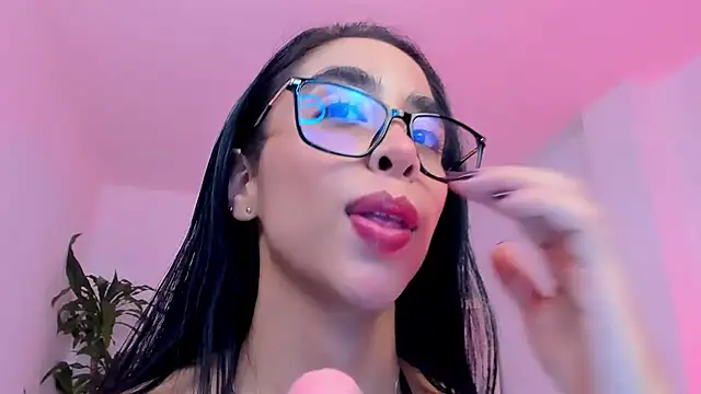 sophierooy22 online show from 06.14.26
