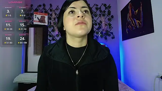 Snapshot of Emmie_Hot chatting on 08.01.26 Emmie Hot online show from 08.01.26