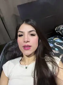 Snapshot of thompsonabella666 chatting on 02.05.25 thompsonabella666 online show from 02.05.25