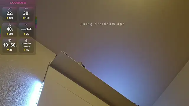 Snapshot of SweetyNinaOff1 chatting on 02.01.25 SweetyNinaOff1 online show from 02.01.25