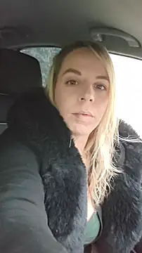 Snapshot of SweetyNinaOff1 chatting on 01.17.26 SweetyNinaOff1 online show from 01.17.26