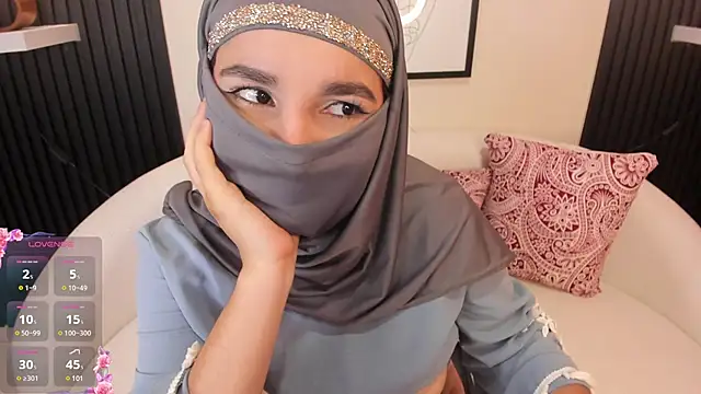 Snapshot of Ayha_khalaf chatting on 03.01.25 Ayha khalaf online show from 03.01.25