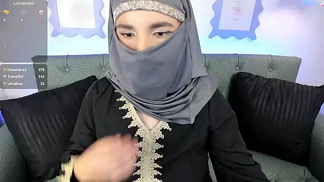 Snapshot of Ayha_khalaf chatting on 03.03.25 Ayha khalaf online show from 03.03.25