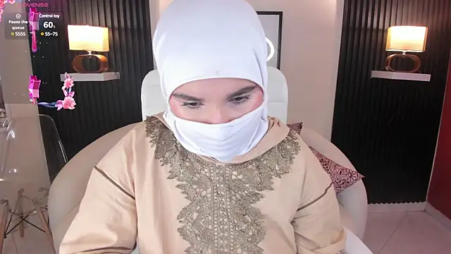 Snapshot of Ayha_khalaf chatting on 03.14.25 Ayha khalaf online show from 03.14.25