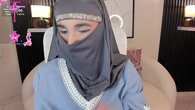 Snapshot of Ayha_khalaf chatting on 03.20.25 Ayha khalaf online show from 03.20.25