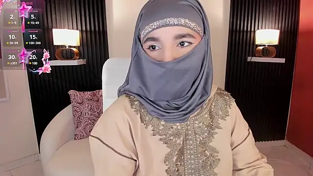 Snapshot of Ayha_khalaf chatting on 03.21.25 Ayha khalaf online show from 03.21.25