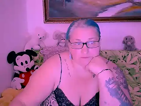 mayamayx online show from 10.31.25