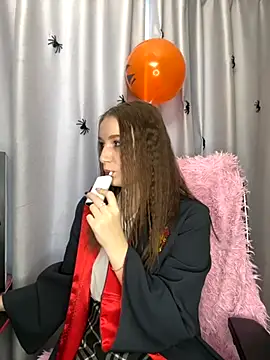 LillyFan-X online show from 10.25.25