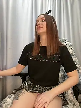 LillyFan-X online show from 04.26.26