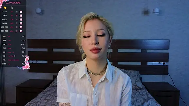 SallyCha online show from 02.10.25