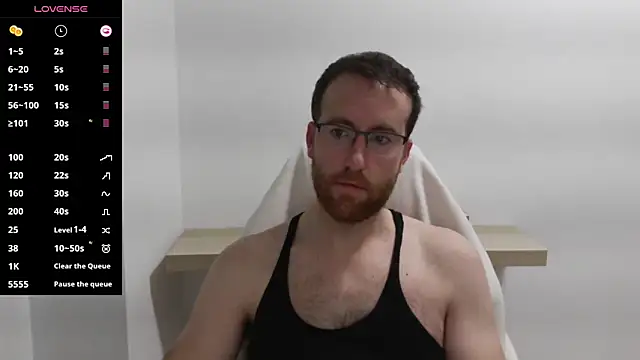 Snapshot of machohiberiko chatting on 01.26.25 machohiberiko online show from 01.26.25