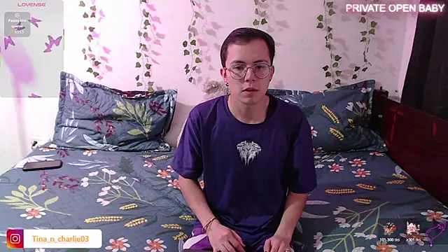 Snapshot of Tina_4_Charlie chatting on 11.06.25 Tina 4 Charlie online show from 11.06.25