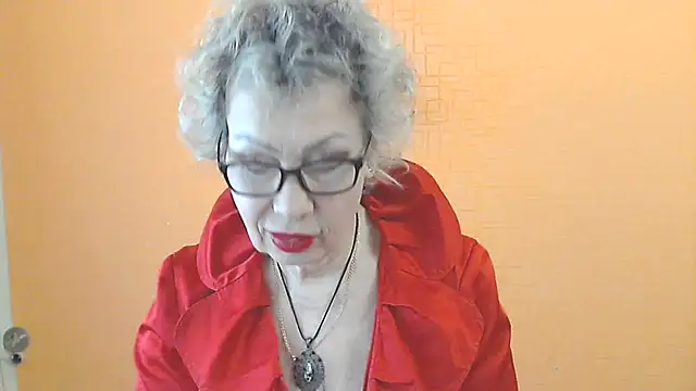 NessyJenixs online show from 05.02.26