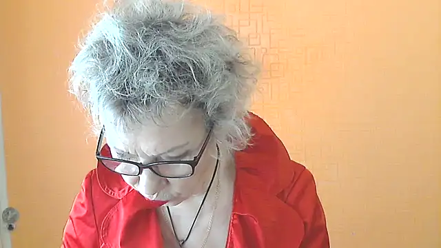 NessyJenixs online show from 05.04.26