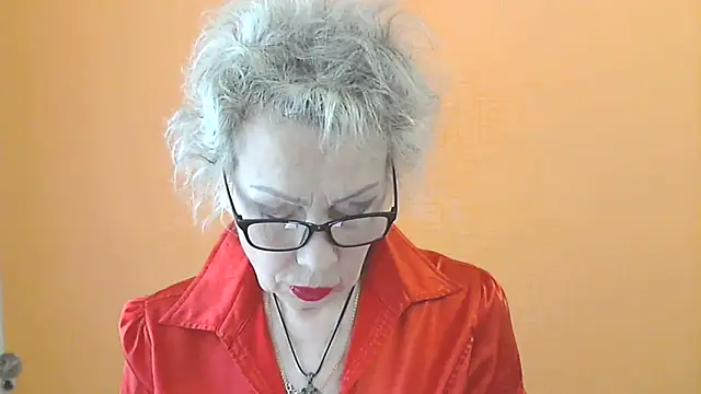 NessyJenixs online show from 05.19.26