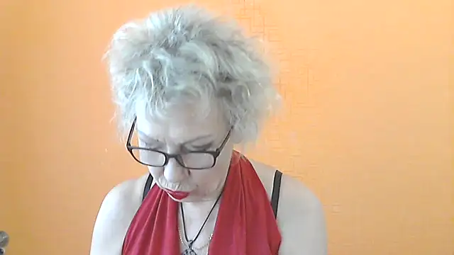NessyJenixs online show from 06.14.26