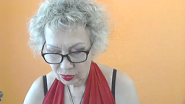 NessyJenixs online show from 06.18.26