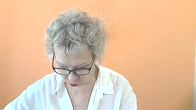 NessyJenixs online show from 07.29.26