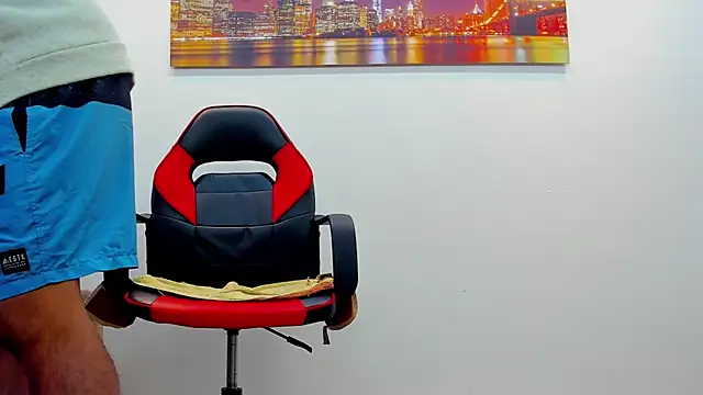 Snapshot of carlos_alber12 chatting on 02.16.25 carlos alber12 online show from 02.16.25