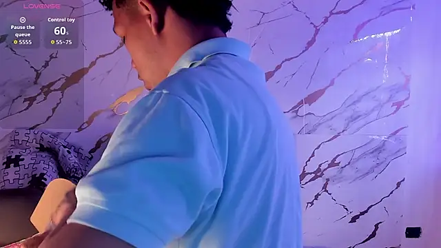 Snapshot of carlos_alber12 chatting on 09.26.25 carlos alber12 online show from 09.26.25