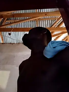 Snapshot of Choppies chatting on 12.05.25 Choppies online show from 12.05.25