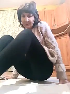 Laura Kiss online show from 01.17.26