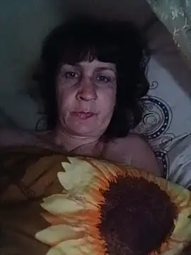 Snapshot of Laura_Kiss chatting on 05.27.26 Laura Kiss online show from 05.27.26