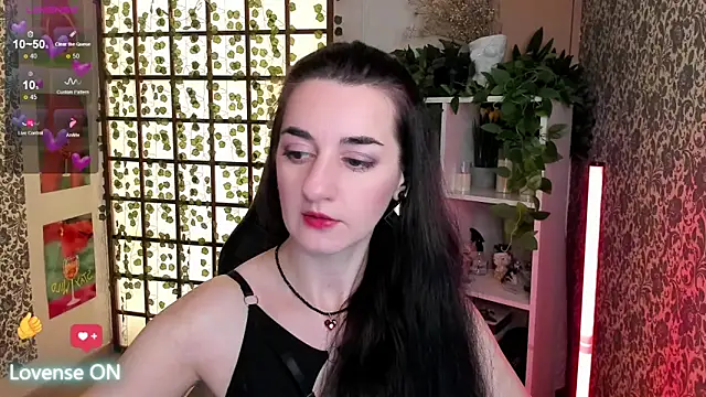 JessicaAlfo online show from 10.11.25