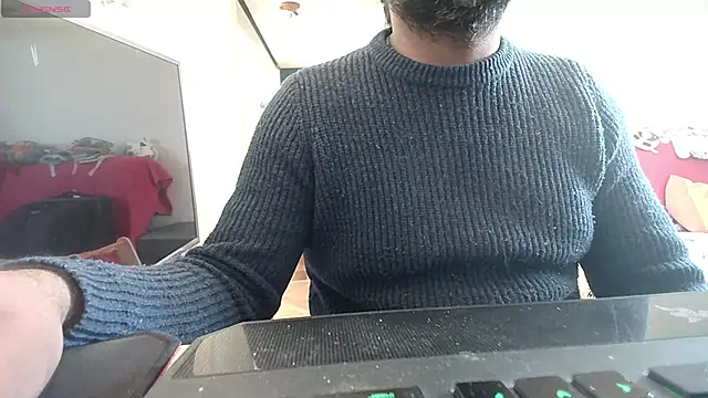 Snapshot of IndienTiger chatting on 03.04.25 IndienTiger online show from 03.04.25