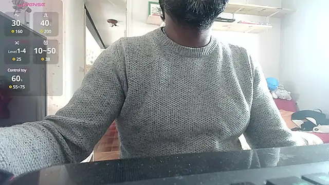 Snapshot of IndienTiger chatting on 03.07.25 IndienTiger online show from 03.07.25