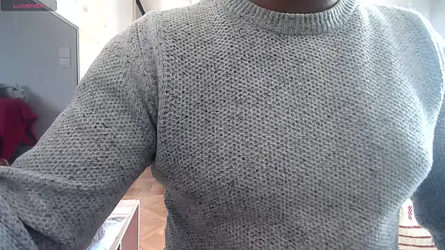 Snapshot of IndienTiger chatting on 03.12.25 IndienTiger online show from 03.12.25