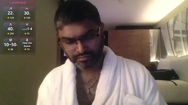 Snapshot of IndienTiger chatting on 09.16.25 IndienTiger online show from 09.16.25