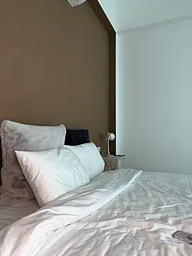 Snapshot of veronikawithDDDs chatting on 02.15.25 veronikawithDDDs online show from 02.15.25