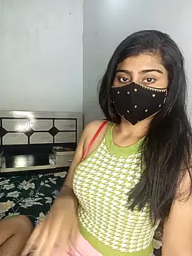 Snapshot of Love-N chatting on 02.08.26 Love-N online show from 02.08.26