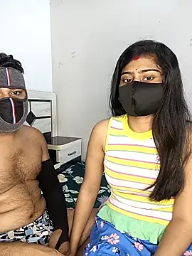 Snapshot of Love-N chatting on 02.20.26 Love-N online show from 02.20.26