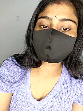 Snapshot of Love-N chatting on 03.13.26 Love-N online show from 03.13.26