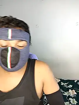 Snapshot of Love-N chatting on 03.22.26 Love-N online show from 03.22.26