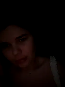 Snapshot of ella_zzz chatting on 12.18.25 ella zzz online show from 12.18.25