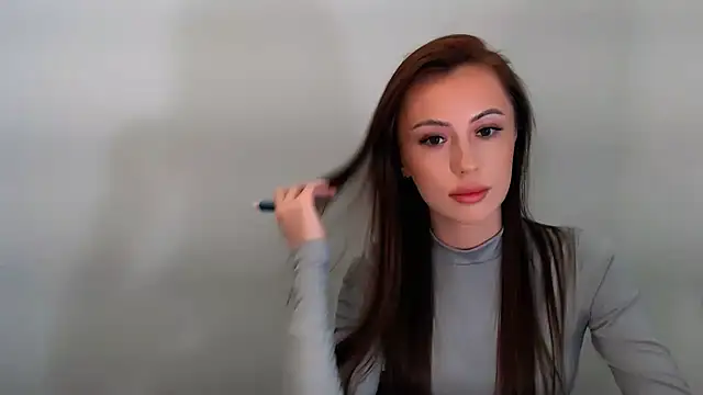 Nikonara Love online show from 12.04.25