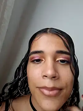 Snapshot of novinhatransexy chatting on 01.31.25 novinhatransexy online show from 01.31.25