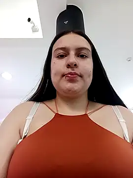 Snapshot of ary-cooper chatting on 02.27.26 ary-cooper online show from 02.27.26